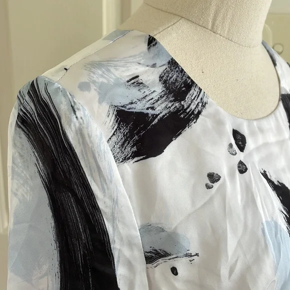 SEDUCE Sz6 blue + black paint splatter slinky top with waist detail - Picture 4 of 10